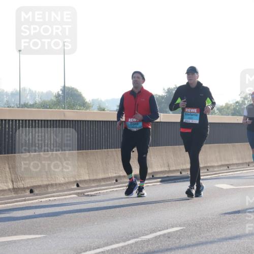03.10.2025 - Köhlbrandbrückenlauf Luisa Fischer http://msf.ph/oto/8996085 03.10.2025 10:27:24 Position 3 2607 meine-sportfotos.de