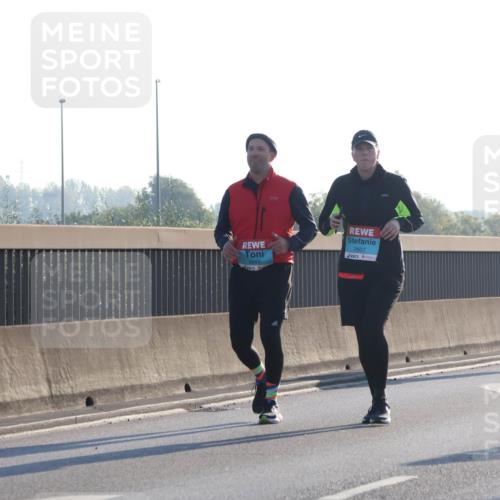 03.10.2025 - Köhlbrandbrückenlauf Luisa Fischer http://msf.ph/oto/8996090 03.10.2025 10:27:25 Position 3 2643, 2607 meine-sportfotos.de