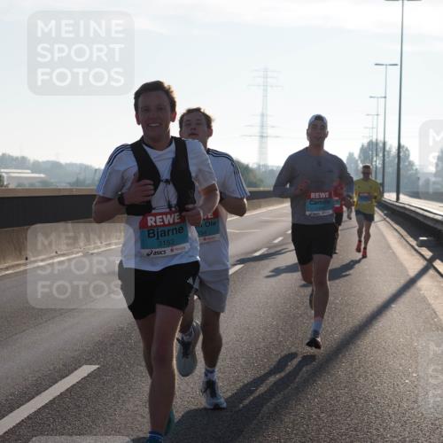 03.10.2025 - Köhlbrandbrückenlauf Fabian Wolf http://msf.ph/oto/8996096 03.10.2025 09:12:24 Position 3 3153, 154, 1174 meine-sportfotos.de