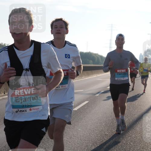 03.10.2025 - Köhlbrandbrückenlauf Fabian Wolf http://msf.ph/oto/8996108 03.10.2025 09:12:24 Position 3 3153, 1174, 54 meine-sportfotos.de