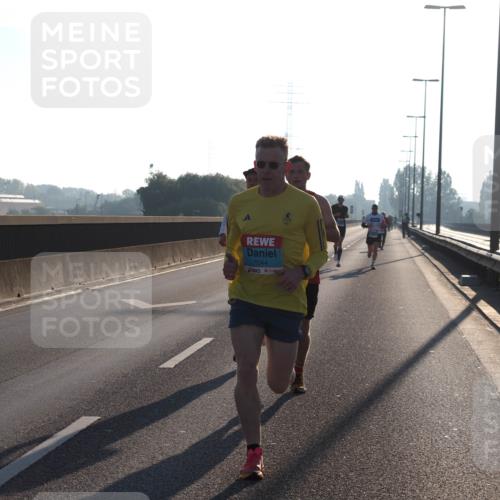 03.10.2025 - Köhlbrandbrückenlauf Fabian Wolf http://msf.ph/oto/8996131 03.10.2025 09:12:27 Position 3 1044 meine-sportfotos.de
