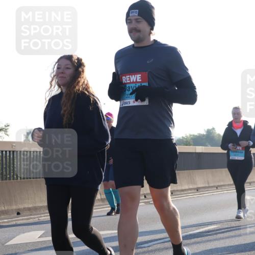 03.10.2025 - Köhlbrandbrückenlauf Luisa Fischer http://msf.ph/oto/8996133 03.10.2025 10:27:31 Position 3 2277, 3474 meine-sportfotos.de