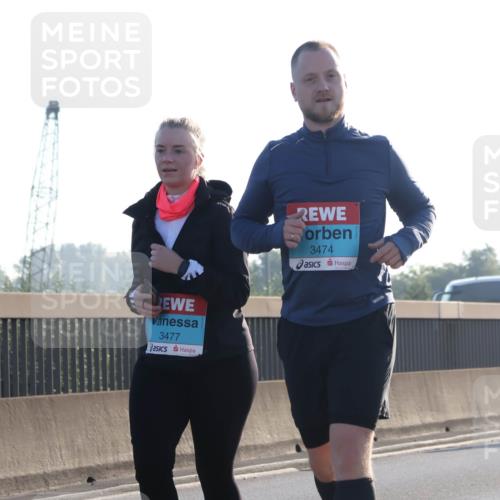 03.10.2025 - Köhlbrandbrückenlauf Luisa Fischer http://msf.ph/oto/8996154 03.10.2025 10:27:33 Position 3 3477, 3474 meine-sportfotos.de