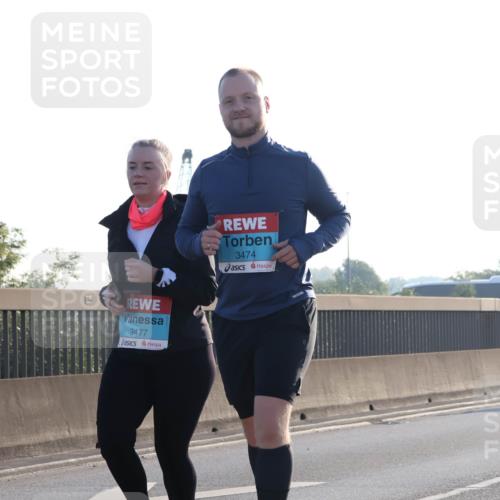 03.10.2025 - Köhlbrandbrückenlauf Luisa Fischer http://msf.ph/oto/8996158 03.10.2025 10:27:34 Position 3 3477, 3474 meine-sportfotos.de
