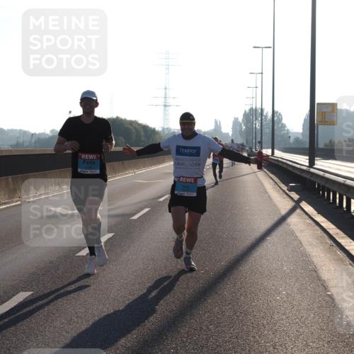 03.10.2025 - Köhlbrandbrückenlauf Fabian Wolf http://msf.ph/oto/8996171 03.10.2025 09:12:34 Position 3 3299, 3740 meine-sportfotos.de