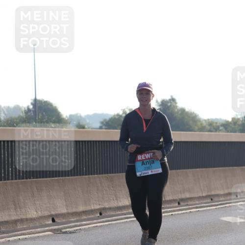 03.10.2025 - Köhlbrandbrückenlauf Luisa Fischer http://msf.ph/oto/8996189 03.10.2025 10:27:49 Position 3 2367 meine-sportfotos.de