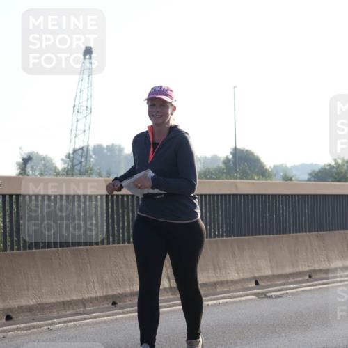 03.10.2025 - Köhlbrandbrückenlauf Luisa Fischer http://msf.ph/oto/8996211 03.10.2025 10:27:51 Position 3  meine-sportfotos.de