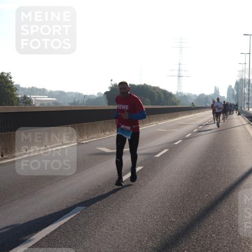 03.10.2025 - Köhlbrandbrückenlauf Fabian Wolf http://msf.ph/oto/8996225 03.10.2025 09:12:40 Position 3  meine-sportfotos.de