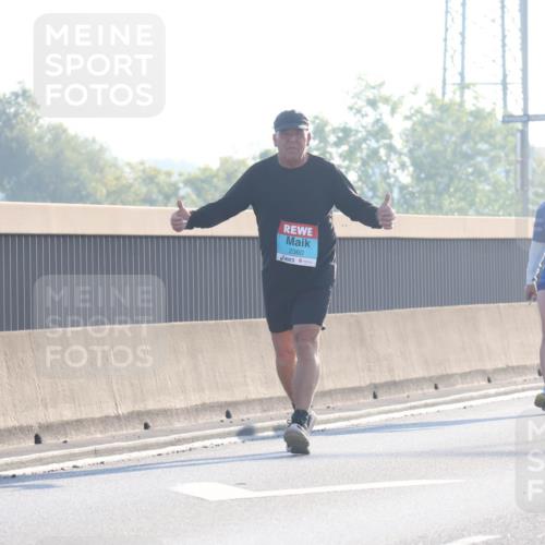 03.10.2025 - Köhlbrandbrückenlauf Luisa Fischer http://msf.ph/oto/8996226 03.10.2025 10:28:03 Position 3 2360, 3184 meine-sportfotos.de