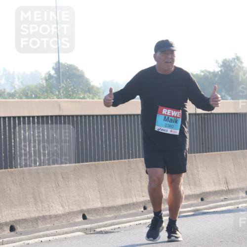 03.10.2025 - Köhlbrandbrückenlauf Luisa Fischer http://msf.ph/oto/8996262 03.10.2025 10:28:08 Position 3 2360 meine-sportfotos.de