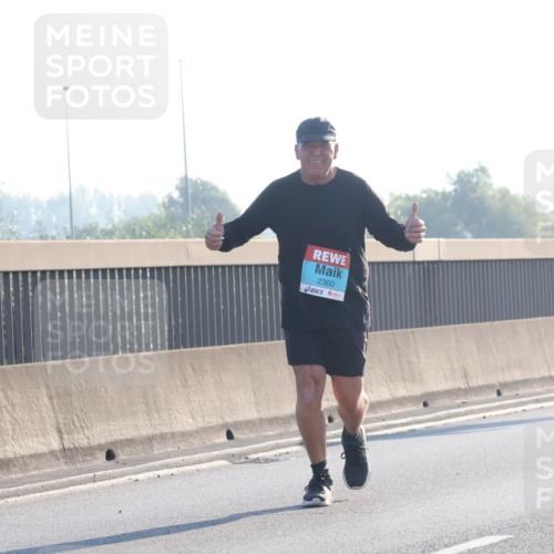 03.10.2025 - Köhlbrandbrückenlauf Luisa Fischer http://msf.ph/oto/8996270 03.10.2025 10:28:09 Position 3 2360, 3184 meine-sportfotos.de