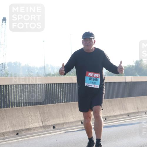 03.10.2025 - Köhlbrandbrückenlauf Luisa Fischer http://msf.ph/oto/8996278 03.10.2025 10:28:10 Position 3 2360 meine-sportfotos.de