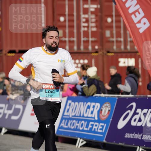 03.10.2025 - Köhlbrandbrückenlauf Michael Burmester http://msf.ph/oto/8996286 03.10.2025 09:59:14 Ziel 1231, 1249, 1269, 1398, 1411, 1423, 2948, 3340, 3514, 3525 meine-sportfotos.de