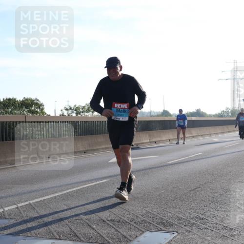 03.10.2025 - Köhlbrandbrückenlauf Luisa Fischer http://msf.ph/oto/8996299 03.10.2025 10:28:13 Position 3 2360 meine-sportfotos.de