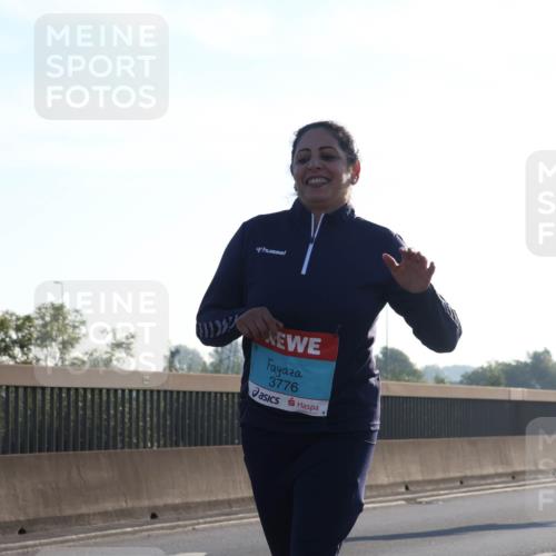03.10.2025 - Köhlbrandbrückenlauf Luisa Fischer http://msf.ph/oto/8996355 03.10.2025 10:28:27 Position 3 3776 meine-sportfotos.de