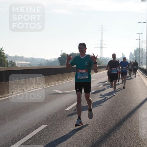 03.10.2025 - Köhlbrandbrückenlauf Fabian Wolf http://msf.ph/oto/8996381 03.10.2025 09:12:58 Position 3 1268 meine-sportfotos.de