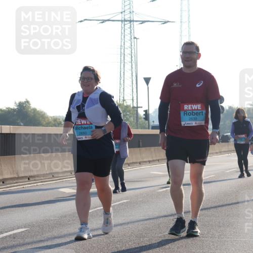 03.10.2025 - Köhlbrandbrückenlauf Luisa Fischer http://msf.ph/oto/8996429 03.10.2025 10:28:43 Position 3 2650, 11, 2639 meine-sportfotos.de