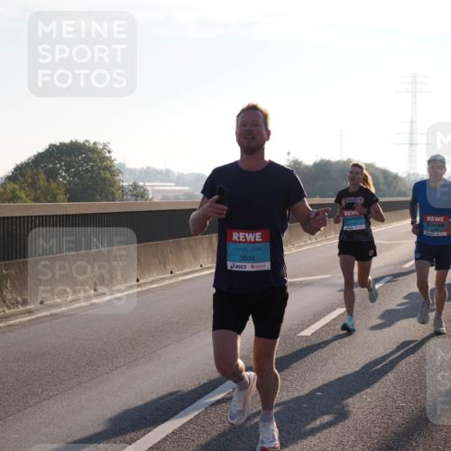 03.10.2025 - Köhlbrandbrückenlauf Fabian Wolf http://msf.ph/oto/8996432 03.10.2025 09:13:01 Position 3 3809 meine-sportfotos.de