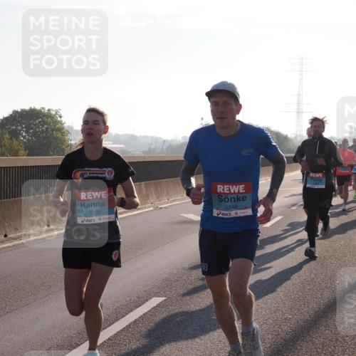 03.10.2025 - Köhlbrandbrückenlauf Fabian Wolf http://msf.ph/oto/8996460 03.10.2025 09:13:02 Position 3 3008, 3248 meine-sportfotos.de