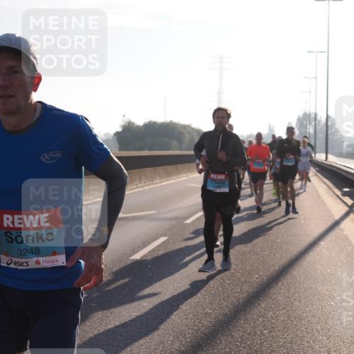 03.10.2025 - Köhlbrandbrückenlauf Fabian Wolf http://msf.ph/oto/8996474 03.10.2025 09:13:03 Position 3 3248 meine-sportfotos.de