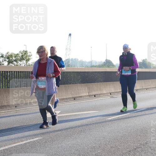 03.10.2025 - Köhlbrandbrückenlauf Luisa Fischer http://msf.ph/oto/8996476 03.10.2025 10:28:50 Position 3 2653 meine-sportfotos.de