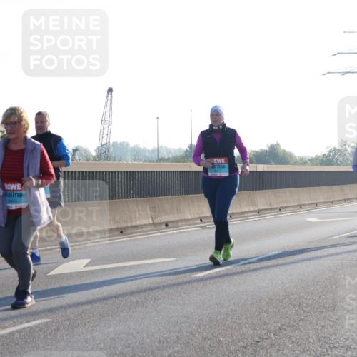 03.10.2025 - Köhlbrandbrückenlauf Luisa Fischer http://msf.ph/oto/8996478 03.10.2025 10:28:50 Position 3 2653 meine-sportfotos.de
