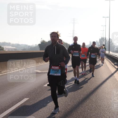 03.10.2025 - Köhlbrandbrückenlauf Fabian Wolf http://msf.ph/oto/8996490 03.10.2025 09:13:04 Position 3 1184 meine-sportfotos.de