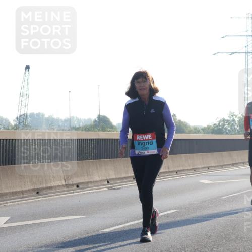 03.10.2025 - Köhlbrandbrückenlauf Luisa Fischer http://msf.ph/oto/8996503 03.10.2025 10:28:54 Position 3 2490, 2132 meine-sportfotos.de
