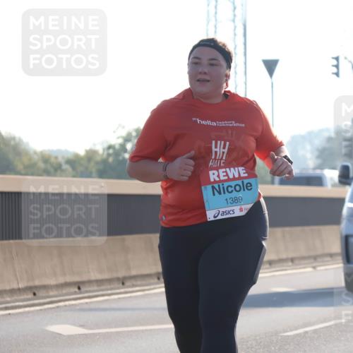 03.10.2025 - Köhlbrandbrückenlauf Luisa Fischer http://msf.ph/oto/8996579 03.10.2025 10:29:35 Position 3 30, 1389, 319 meine-sportfotos.de