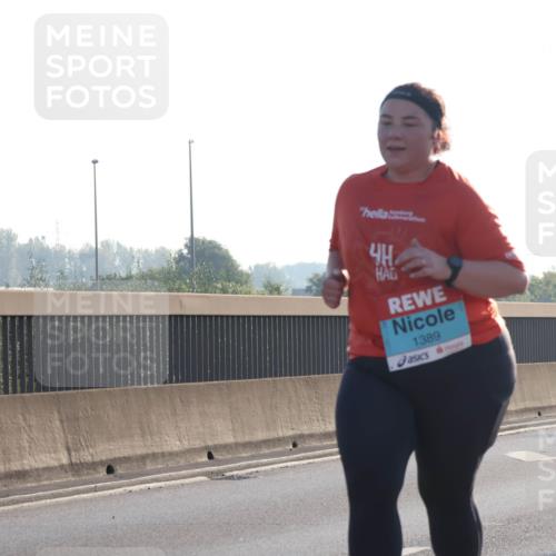 03.10.2025 - Köhlbrandbrückenlauf Luisa Fischer http://msf.ph/oto/8996590 03.10.2025 10:29:36 Position 3 4, 1389 meine-sportfotos.de