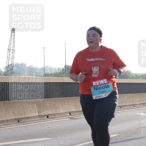 03.10.2025 - Köhlbrandbrückenlauf Luisa Fischer http://msf.ph/oto/8996592 03.10.2025 10:29:37 Position 3 1389 meine-sportfotos.de