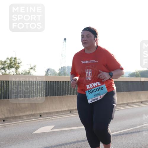 03.10.2025 - Köhlbrandbrückenlauf Luisa Fischer http://msf.ph/oto/8996596 03.10.2025 10:29:37 Position 3 30, 1389 meine-sportfotos.de