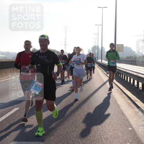 03.10.2025 - Köhlbrandbrückenlauf Fabian Wolf http://msf.ph/oto/8996598 03.10.2025 09:13:08 Position 3 3609 meine-sportfotos.de