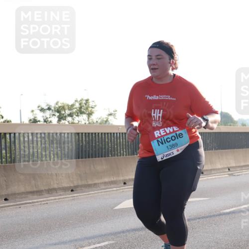 03.10.2025 - Köhlbrandbrückenlauf Luisa Fischer http://msf.ph/oto/8996599 03.10.2025 10:29:38 Position 3 1389 meine-sportfotos.de