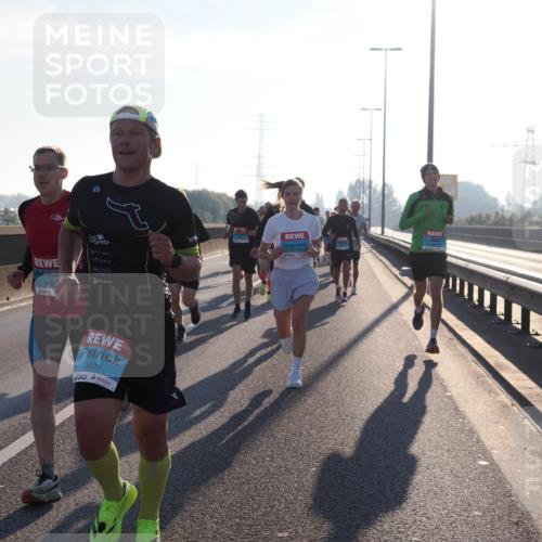 03.10.2025 - Köhlbrandbrückenlauf Fabian Wolf http://msf.ph/oto/8996608 03.10.2025 09:13:09 Position 3 3490, 3609 meine-sportfotos.de