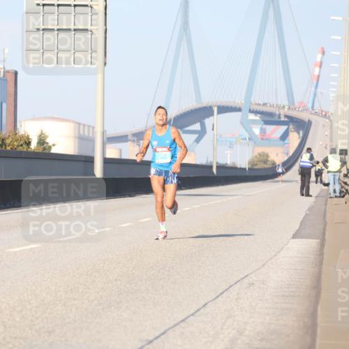 03.10.2025 - Köhlbrandbrückenlauf Luisa Fischer http://msf.ph/oto/8996609 03.10.2025 10:33:14 Position 3  meine-sportfotos.de