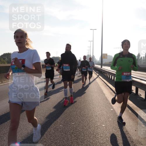 03.10.2025 - Köhlbrandbrückenlauf Fabian Wolf http://msf.ph/oto/8996623 03.10.2025 09:13:10 Position 3 15, 3718, 2701 meine-sportfotos.de