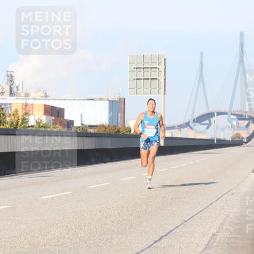 03.10.2025 - Köhlbrandbrückenlauf Luisa Fischer http://msf.ph/oto/8996631 03.10.2025 10:33:17 Position 3  meine-sportfotos.de