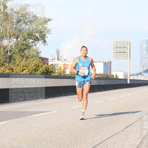 03.10.2025 - Köhlbrandbrückenlauf Luisa Fischer http://msf.ph/oto/8996653 03.10.2025 10:33:20 Position 3  meine-sportfotos.de
