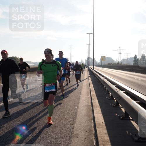 03.10.2025 - Köhlbrandbrückenlauf Fabian Wolf http://msf.ph/oto/8996698 03.10.2025 09:13:19 Position 3 2703 meine-sportfotos.de