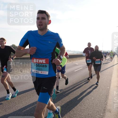 03.10.2025 - Köhlbrandbrückenlauf Fabian Wolf http://msf.ph/oto/8996719 03.10.2025 09:13:20 Position 3 1023, 3193 meine-sportfotos.de