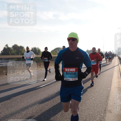 03.10.2025 - Köhlbrandbrückenlauf Fabian Wolf http://msf.ph/oto/8996791 03.10.2025 09:13:29 Position 3 1050 meine-sportfotos.de