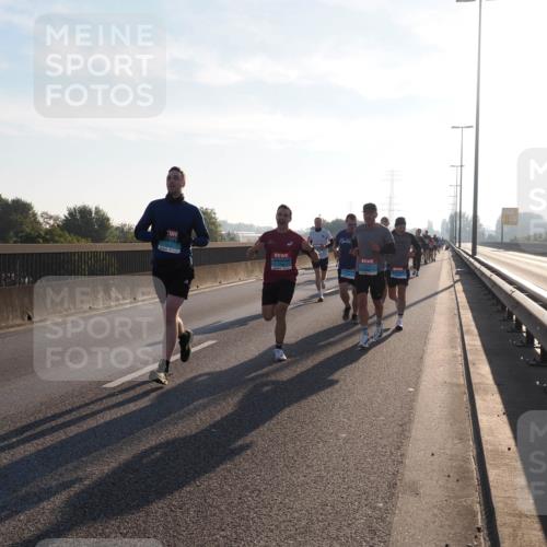 03.10.2025 - Köhlbrandbrückenlauf Fabian Wolf http://msf.ph/oto/8996819 03.10.2025 09:13:32 Position 3 1016 meine-sportfotos.de