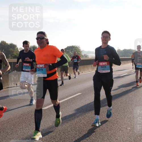 03.10.2025 - Köhlbrandbrückenlauf Fabian Wolf http://msf.ph/oto/8996878 03.10.2025 09:13:38 Position 3 3266, 1027 meine-sportfotos.de