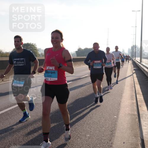 03.10.2025 - Köhlbrandbrückenlauf Fabian Wolf http://msf.ph/oto/8996913 03.10.2025 09:13:43 Position 3 2024, 160, 3249, 3223, 1265 meine-sportfotos.de