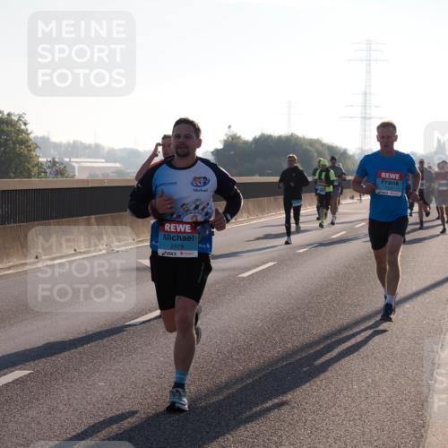 03.10.2025 - Köhlbrandbrückenlauf Fabian Wolf http://msf.ph/oto/8996961 03.10.2025 09:13:49 Position 3 1030, 2879 meine-sportfotos.de