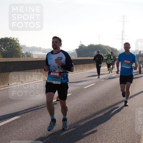 03.10.2025 - Köhlbrandbrückenlauf Fabian Wolf http://msf.ph/oto/8996964 03.10.2025 09:13:49 Position 3 2879, 1030 meine-sportfotos.de