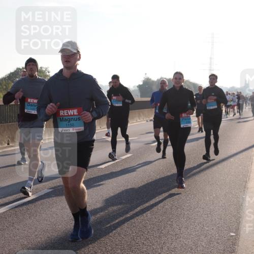 03.10.2025 - Köhlbrandbrückenlauf Fabian Wolf http://msf.ph/oto/8997035 03.10.2025 09:13:57 Position 3 1237, 1150 meine-sportfotos.de