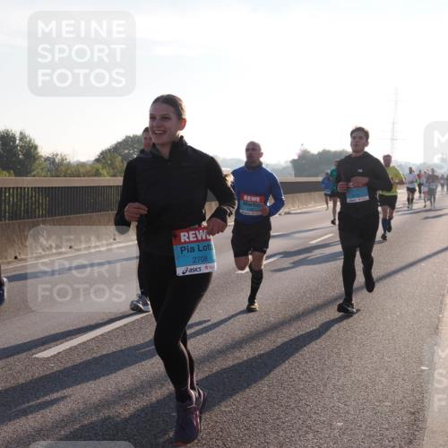 03.10.2025 - Köhlbrandbrückenlauf Fabian Wolf http://msf.ph/oto/8997054 03.10.2025 09:13:59 Position 3 2708, 01157 meine-sportfotos.de