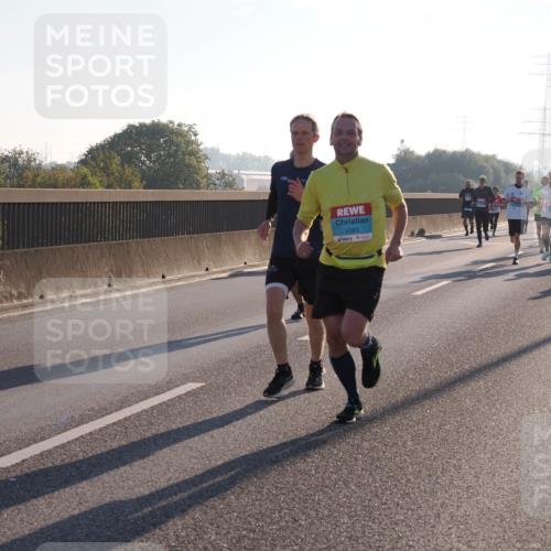 03.10.2025 - Köhlbrandbrückenlauf Fabian Wolf http://msf.ph/oto/8997077 03.10.2025 09:14:02 Position 3 1083 meine-sportfotos.de